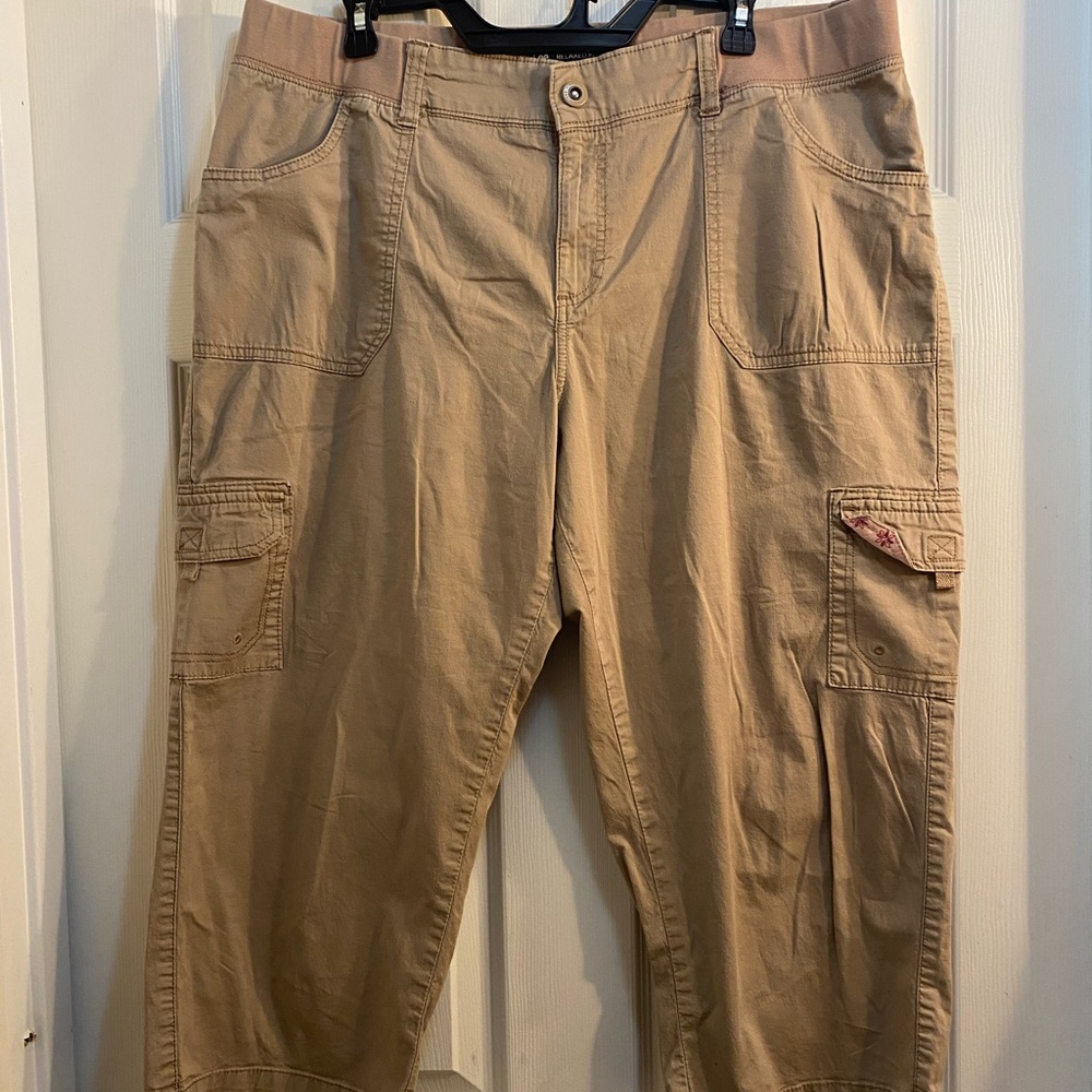 Lee Women's Tan Cargo Pants